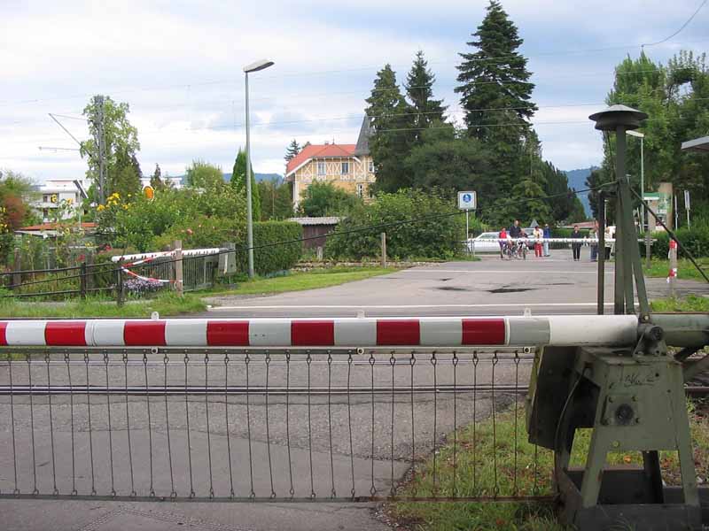 Streckenverzweigung am landseitigen Ende des Eisenbahndammes zur Stadt Lindau im Bodensee