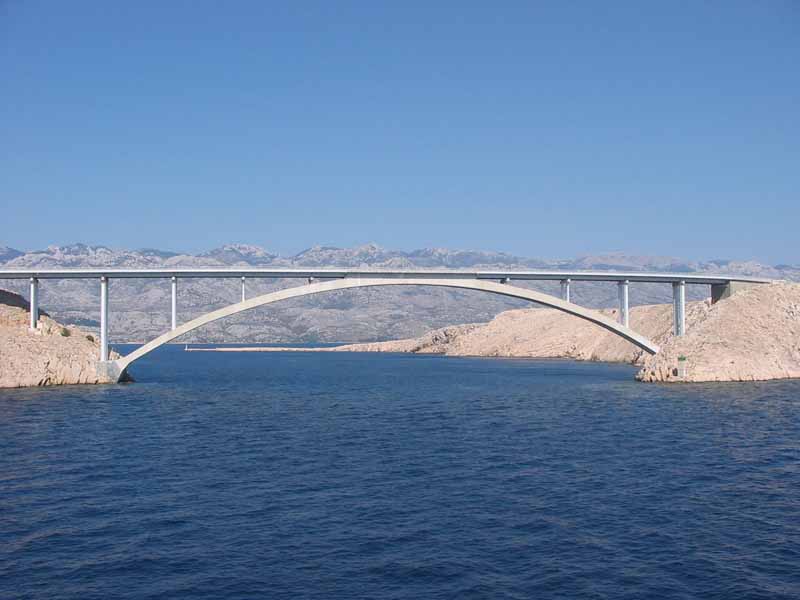 Paski most - die Brücke zum Festland im Süden Pags