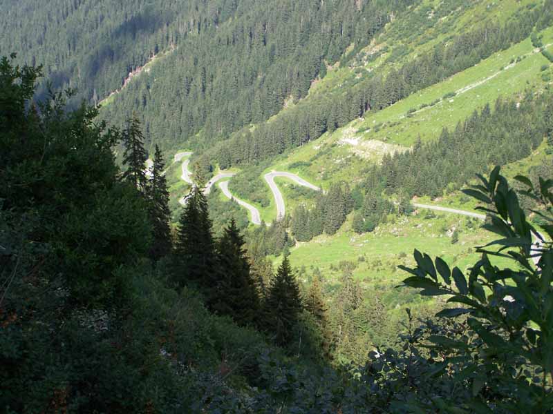 Mautstrasse hoch (bzw. runter) zur Silvretta
