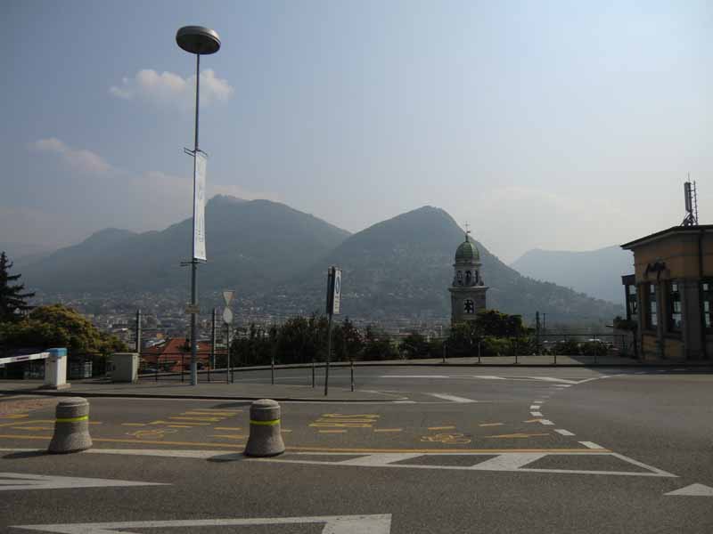 Lugano mit dem Monte Bre