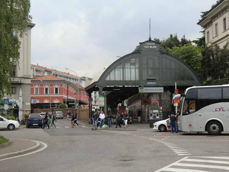 Bahnhofshalle in Como