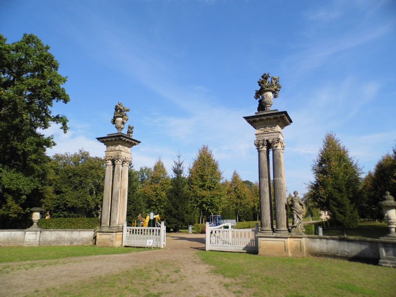 Eingang Schlosspark