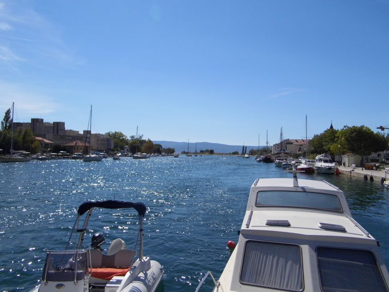 Omis mit der Cetina auf den letzten Metern vor dem Meer