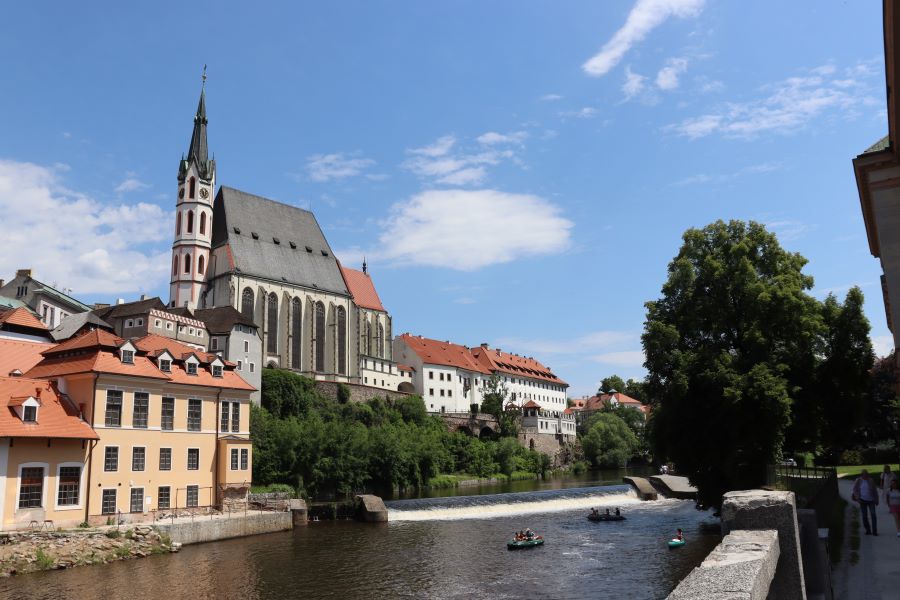 Cesky Krumlov mit der Moldau