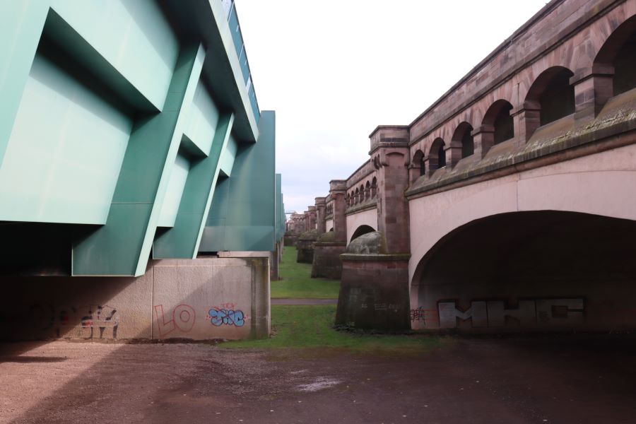 zwischen den Trogbrücken - unten