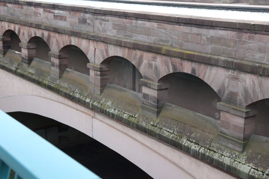 Detail der alten Brücke